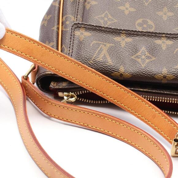 LOUIS VUITTON Brown Monogram Leather Shoulder Bag - Picture 9 of 9